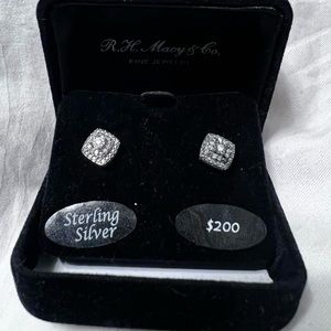 COPY - Diamond stud earrings